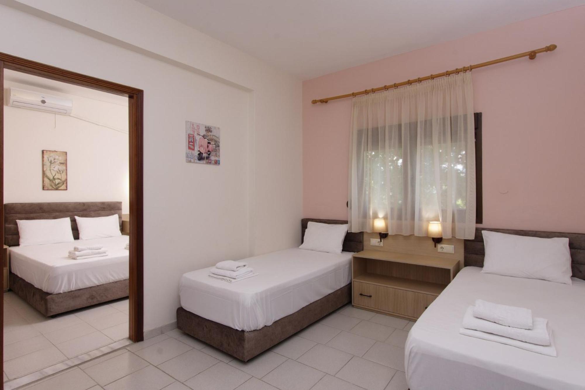 סטאברוס Lotos Apartments חדר תמונה