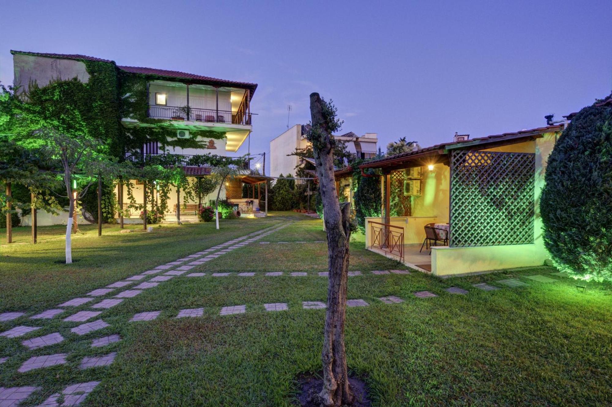 סטאברוס Lotos Apartments מראה חיצוני תמונה
