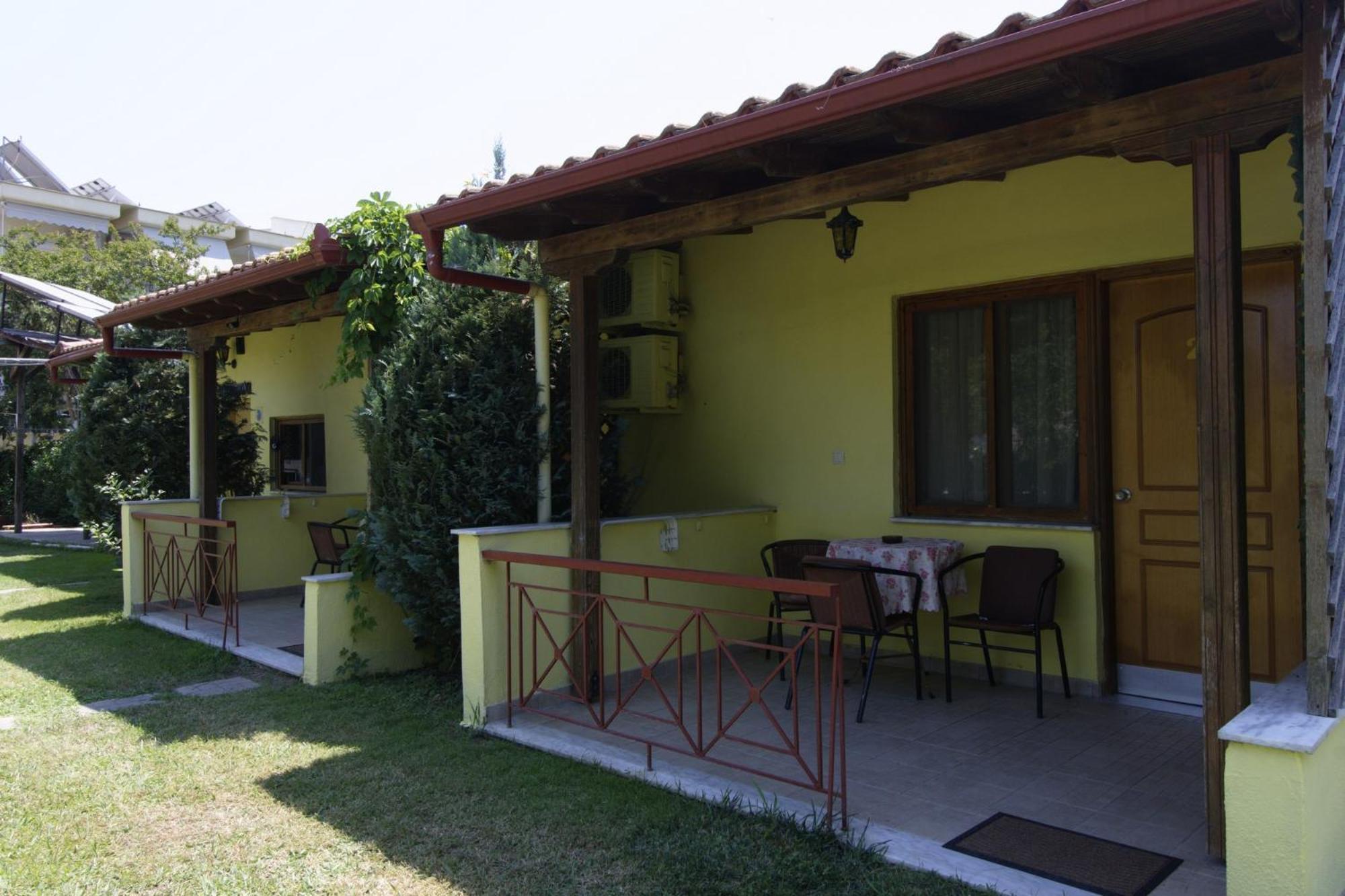 סטאברוס Lotos Apartments מראה חיצוני תמונה